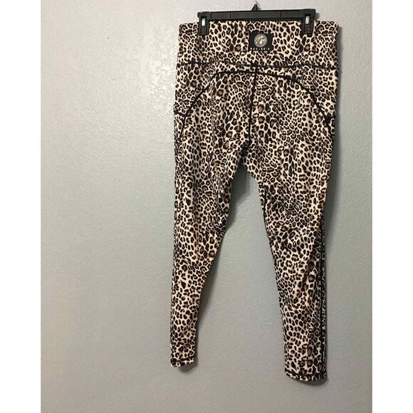 BUC-EE'S Leopard Print Ankle Length Athletic Size XL - Picture 2 of 9